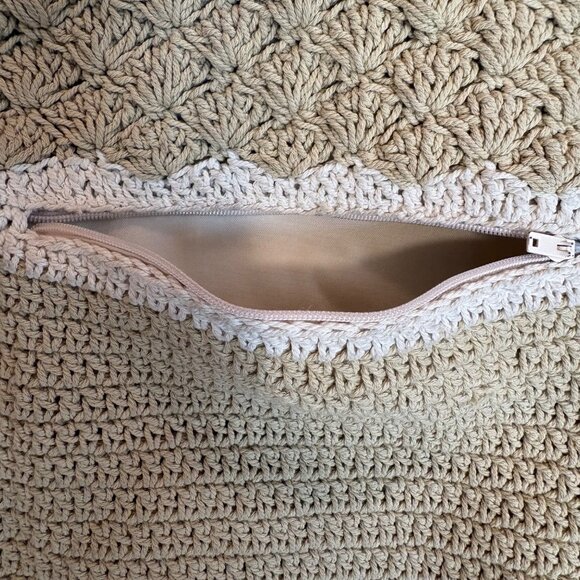 Crochet Beige & White Shoulder Bag Zipper Closures Bag Etc Lined Boho Retro - Picture 6 of 8